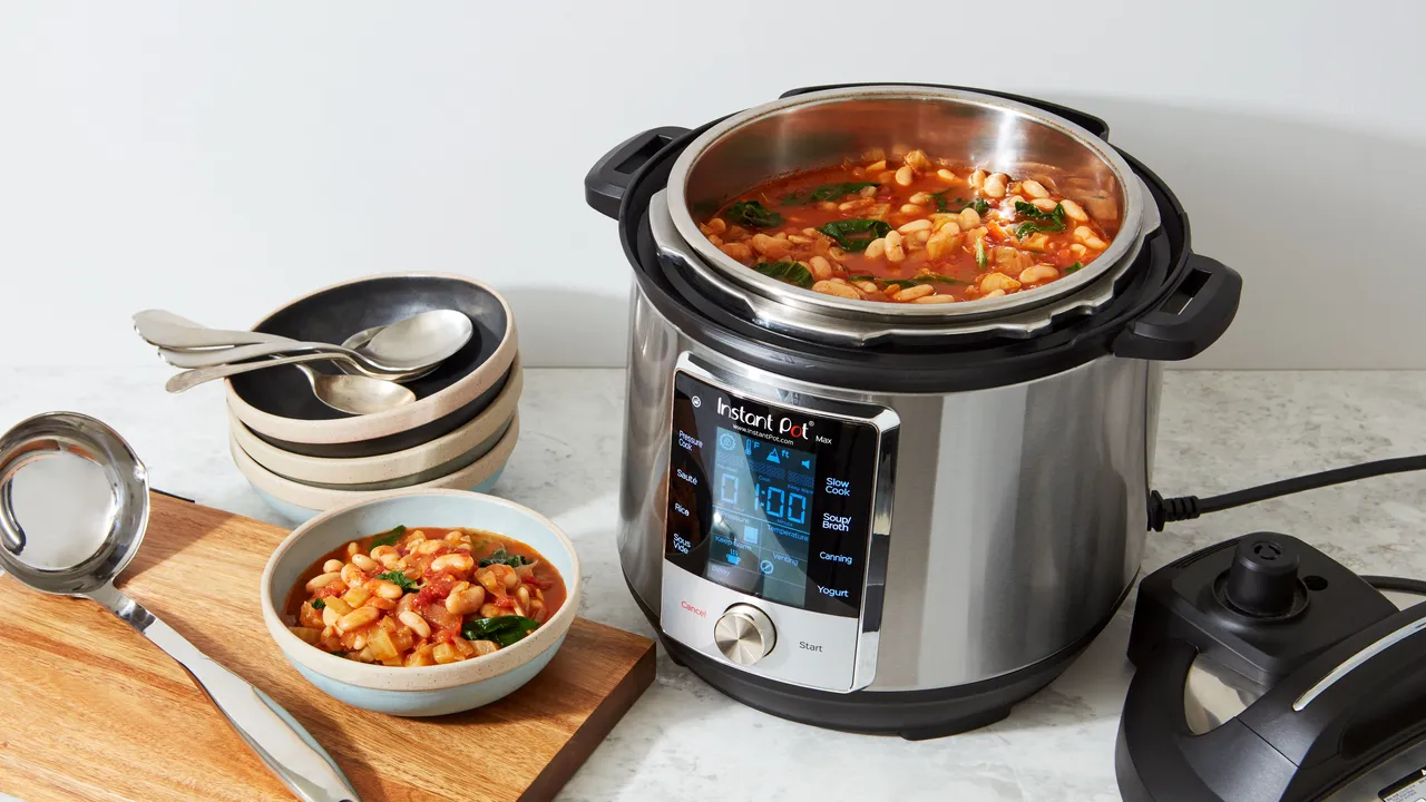 "Best Instant Pots of 2025 – Cook Faster, Eat Better & Save Time"