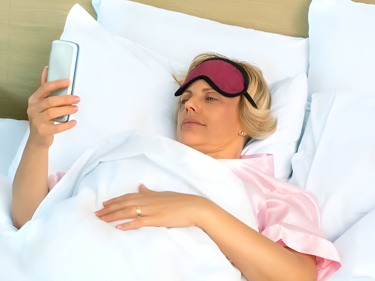 MUSICOZY sleeping headphones with Bluetooth and soft headband for women