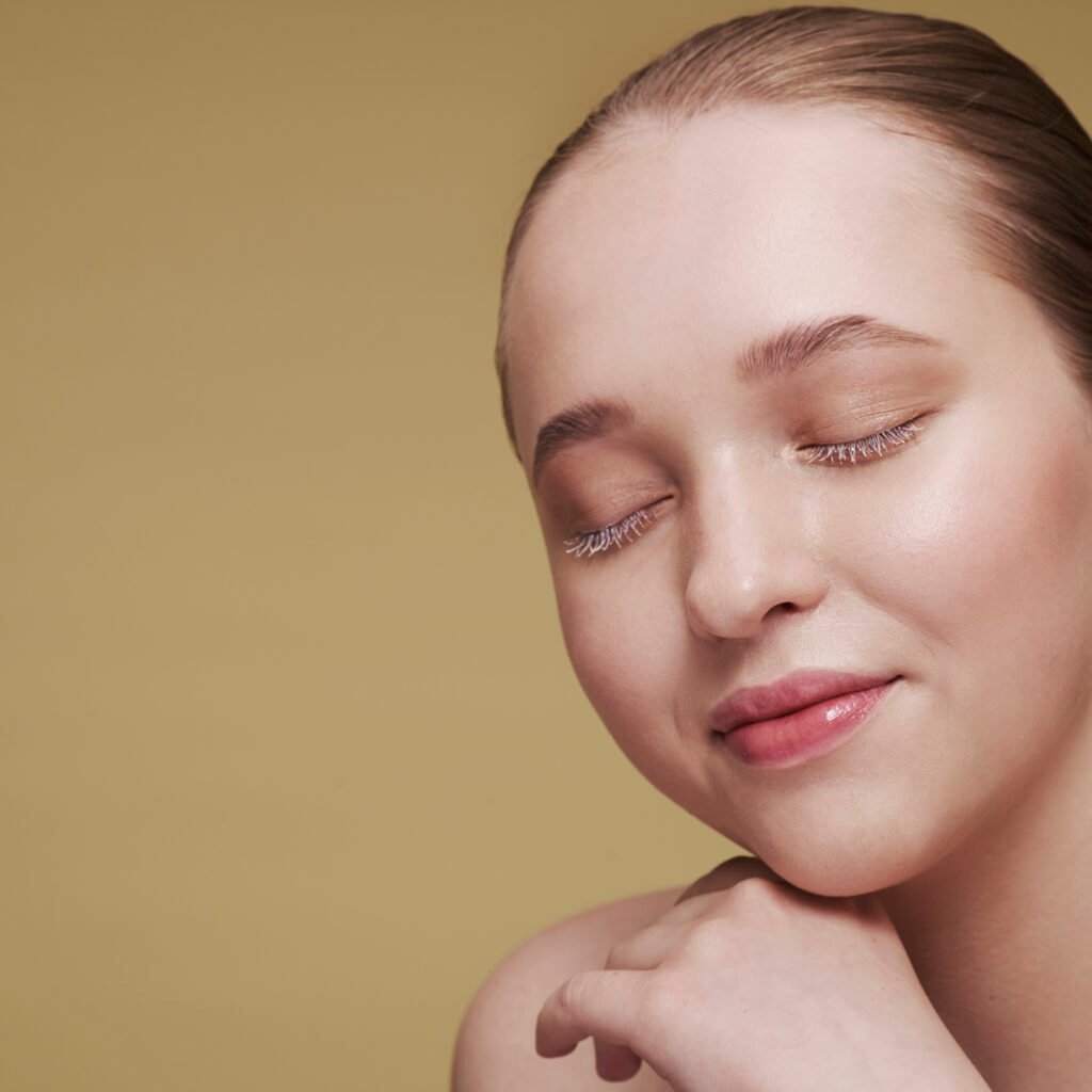 “COSRX Snail Mucin 96% Essence – lightweight hydrating serum for dull, acne-prone, or sensitive skin care with deep repair benefits”