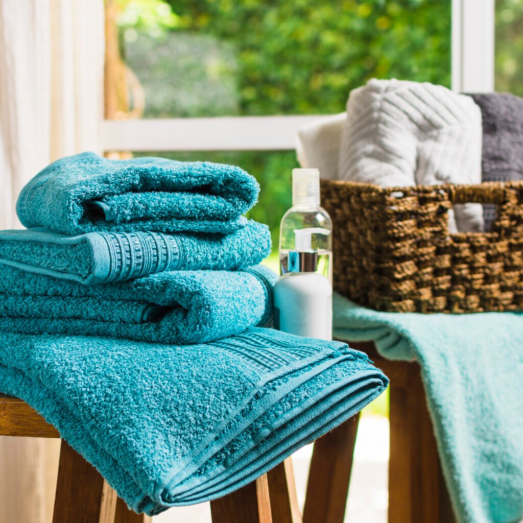 "VOLDRA Towel Rack Review – fully organized bathroom with foldable towel rack"